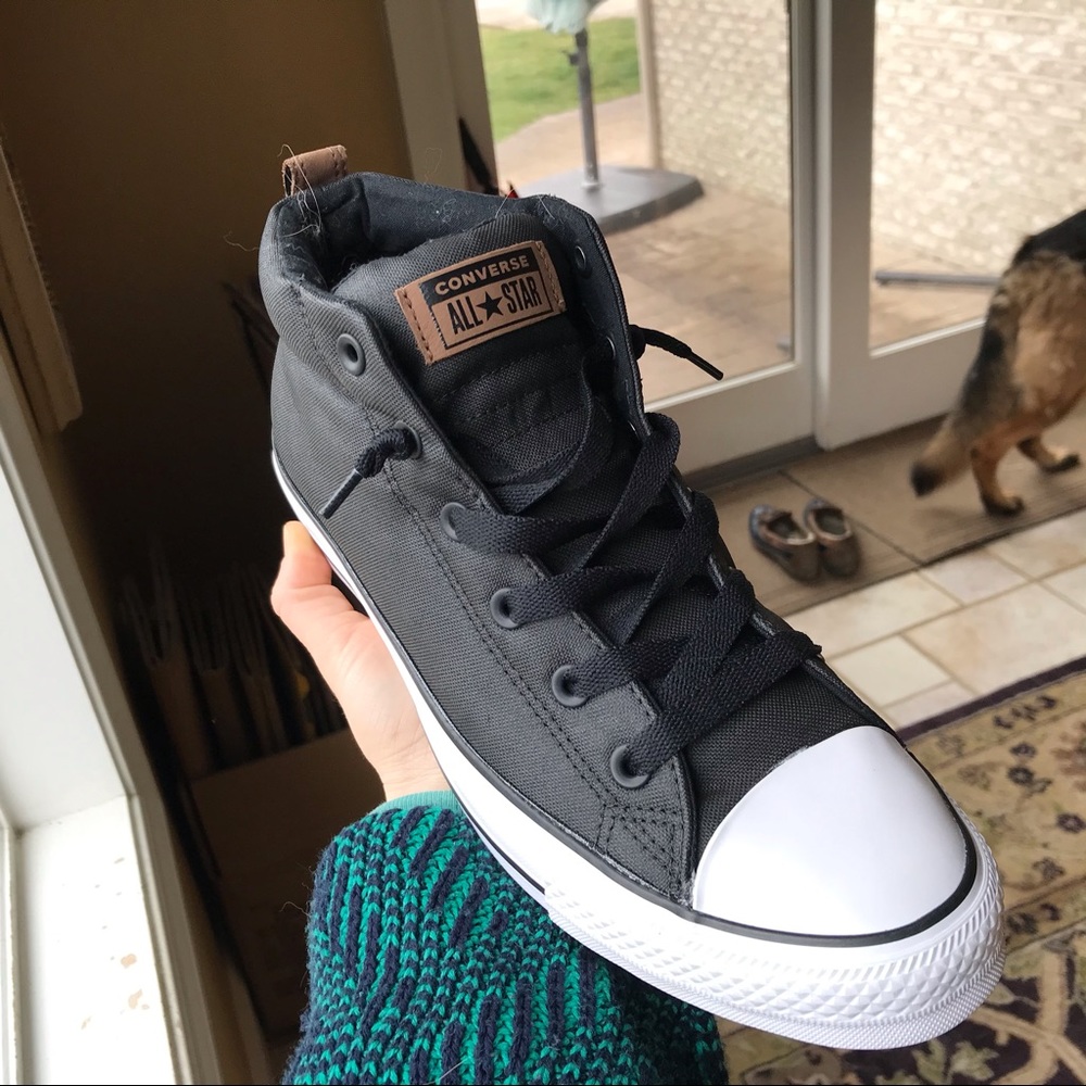 NEW Black Canvas Converse
